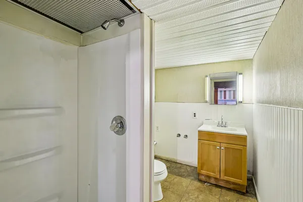 $199,999 | 682 Budlong Street, Adrian, MI 49221