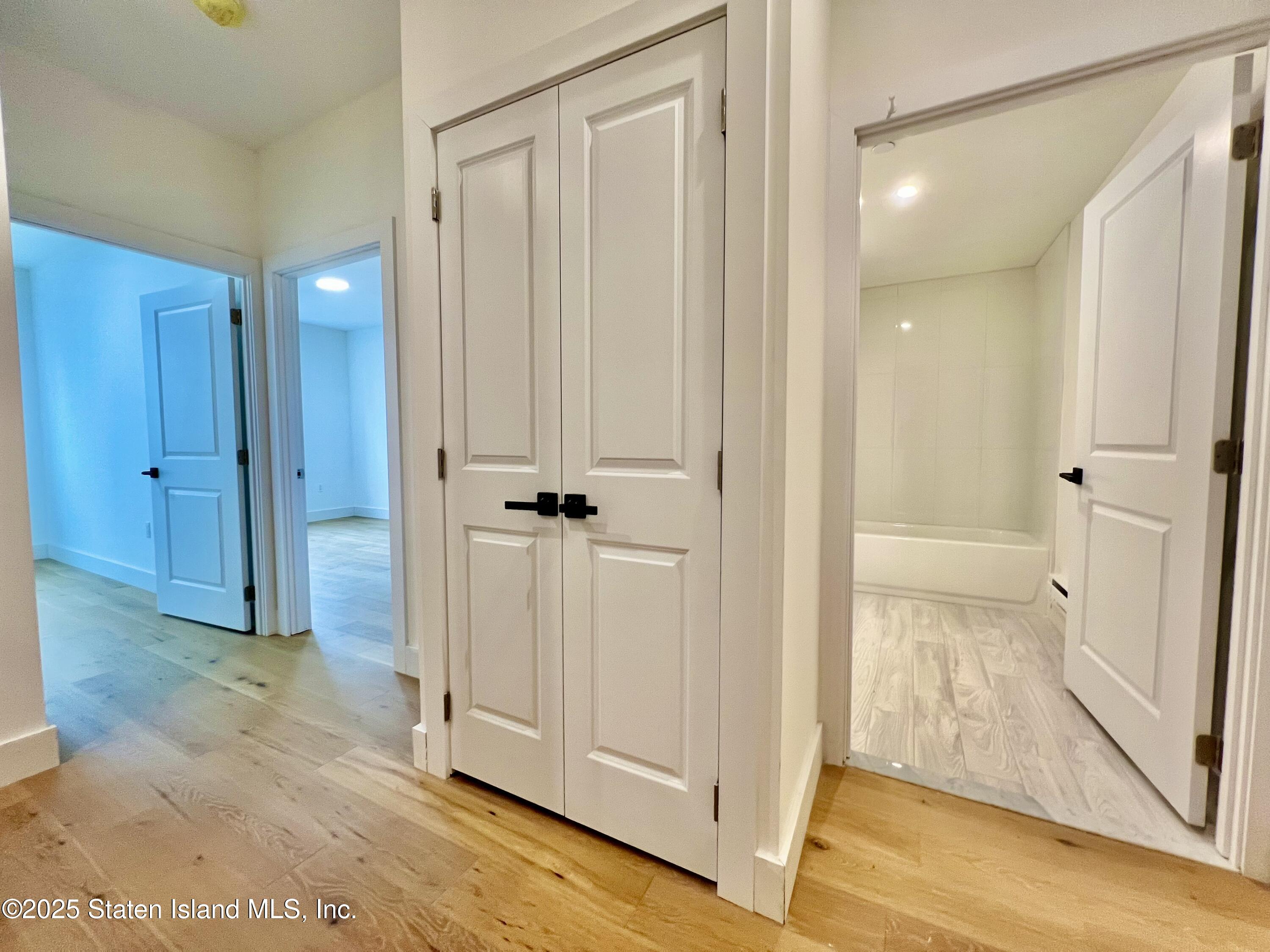 3865 Amboy Road, Unit 4D Staten Island, NY 10308 - Photo 14 of 30 IMG_1883