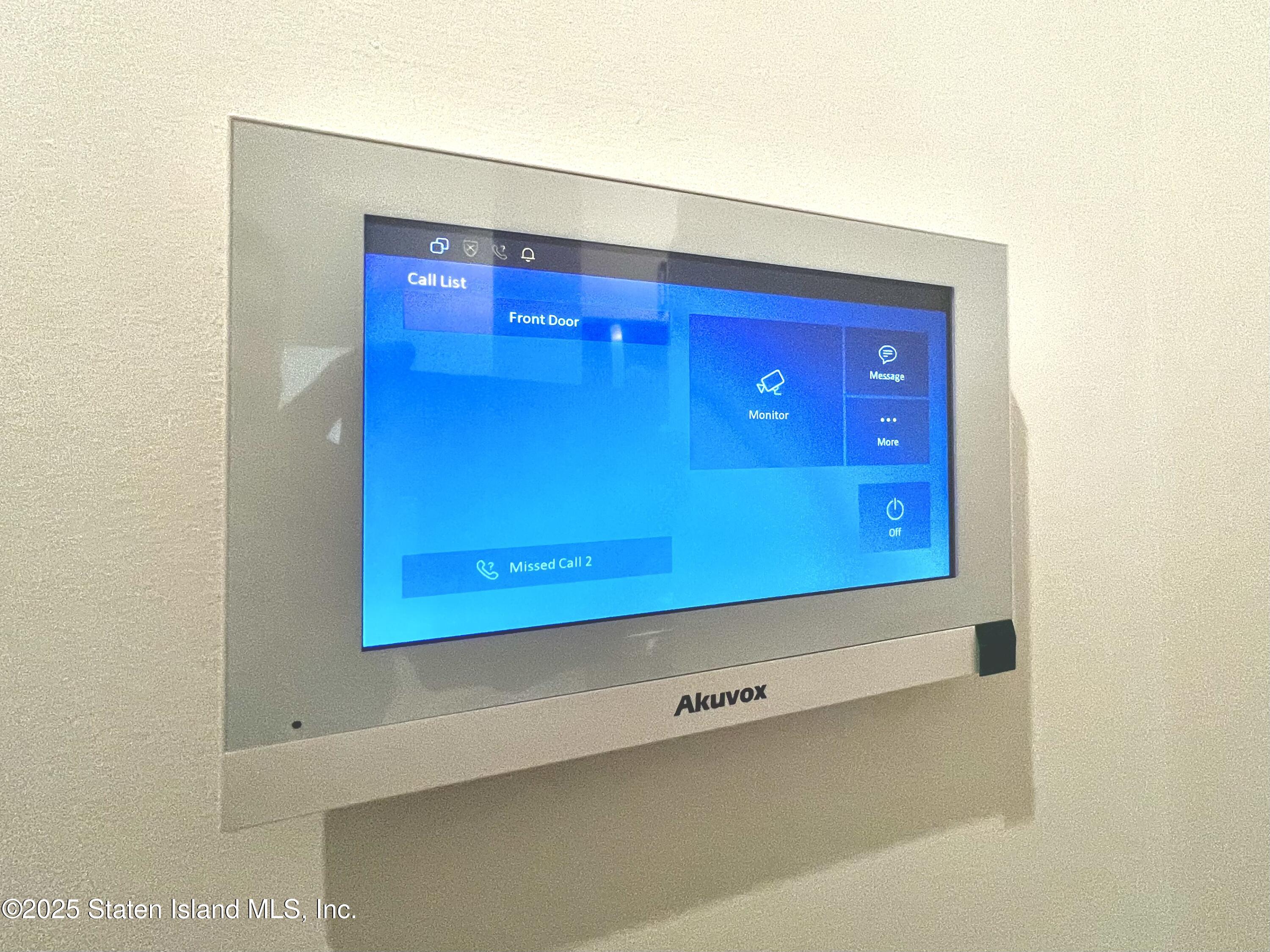 3865 Amboy Road, Unit 4D Staten Island, NY 10308 - Photo 26 of 30 a view of an empty room