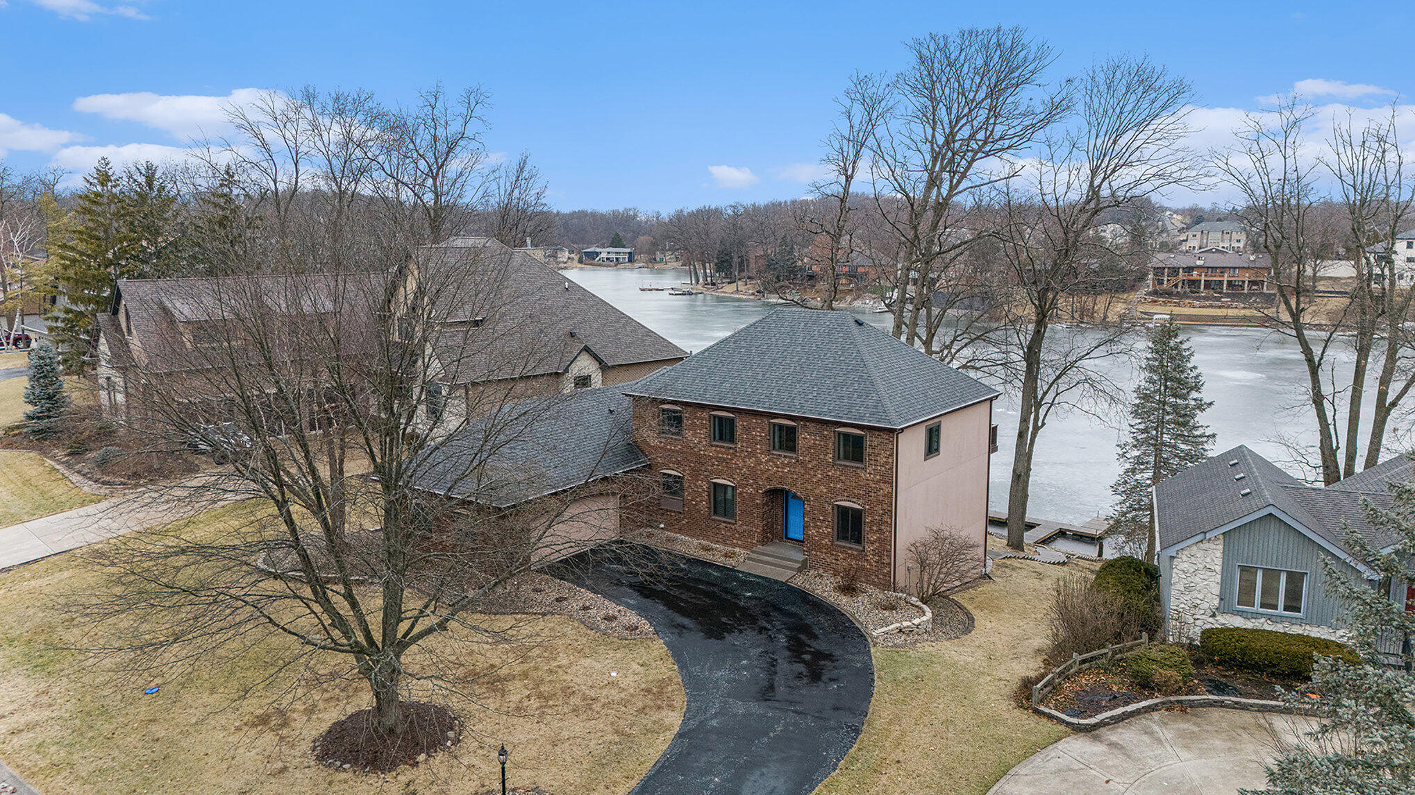 455 Amhurst Road Valparaiso, IN 46385 - Photo 3 of 48 2038x1146