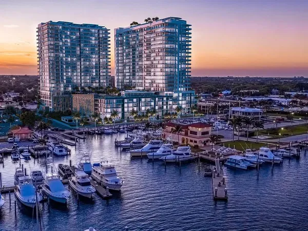 $9,999 | 220 Lake Shore Drive, Unit 802, Lake Park, FL 33403