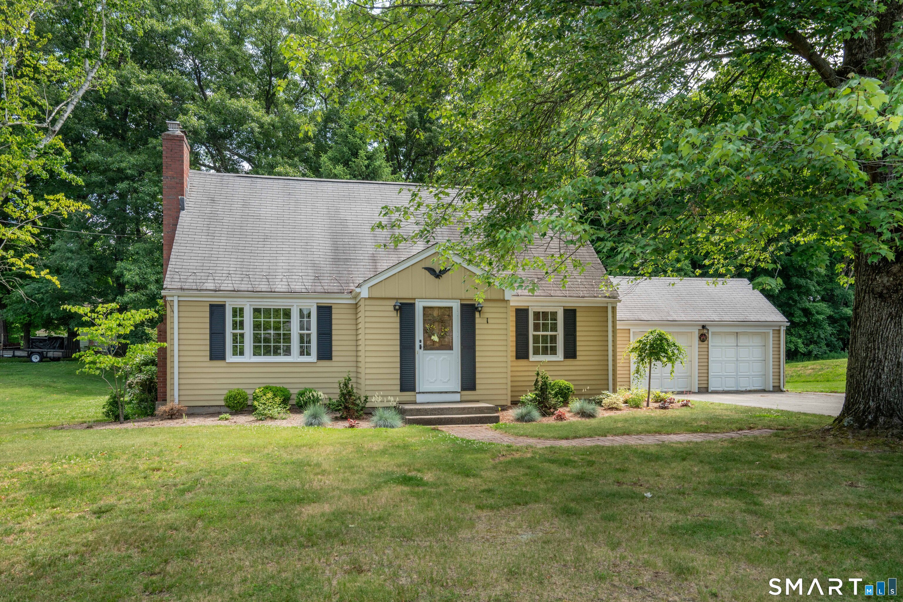 1 Foothills Way Bloomfield, CT 06002 - Photo 2 of 33