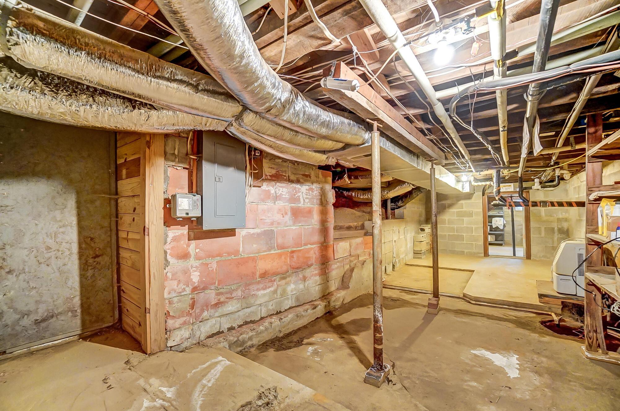 11135 Basil Road Northwest Baltimore, OH 43105 - Photo 57 of 80 Basement - 11135 Basil Road NW, Baltimore, OH 43105