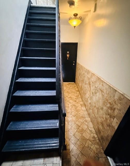 99-03 Northern Boulevard Queens, NY 11368 - Photo 3 of 7 View of stairway