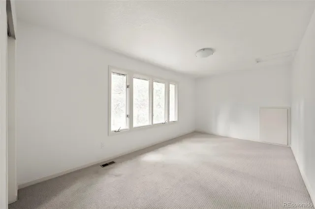 an empty room with a empty space