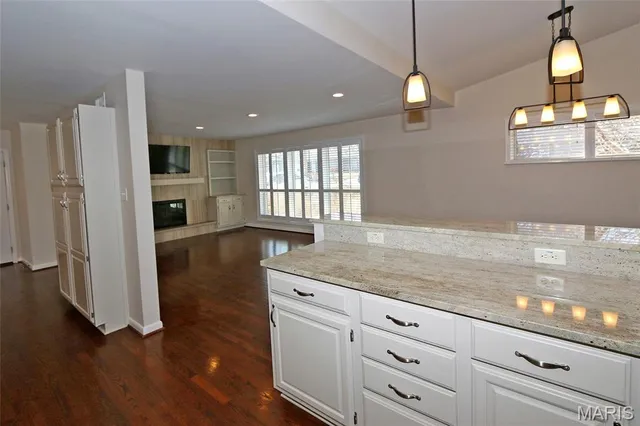 $579,000 | 500 Beaucaire Drive, Warson Woods, MO 63122