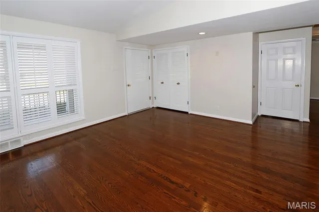 $579,000 | 500 Beaucaire Drive, Warson Woods, MO 63122