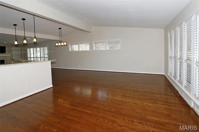 $579,000 | 500 Beaucaire Drive, Warson Woods, MO 63122