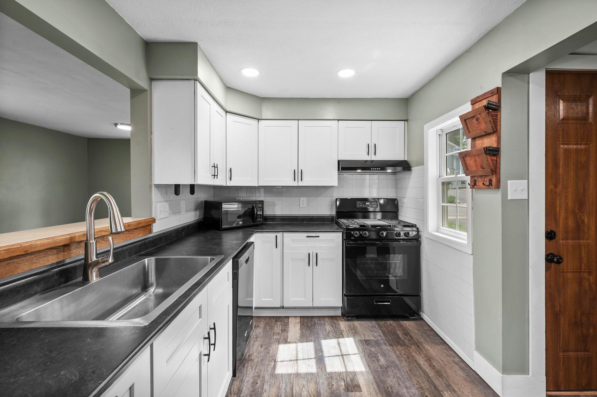 330 Division Street Excelsior, MN 55331 - Photo 24 of 80