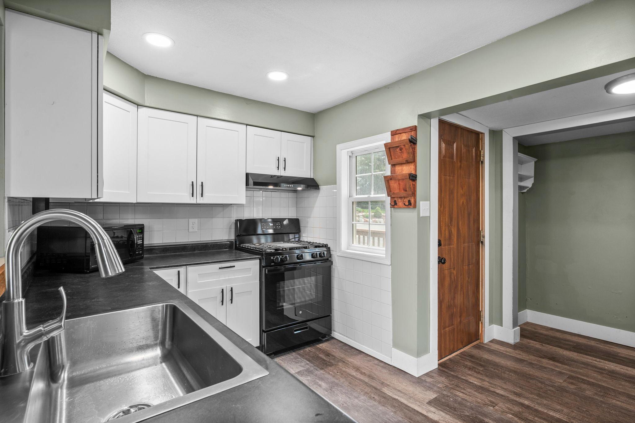 330 Division Street Excelsior, MN 55331 - Photo 25 of 80
