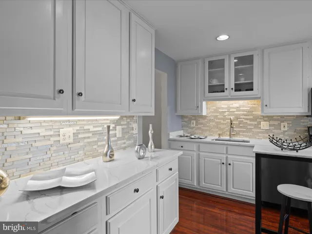 $489,950 | 8068 Dulciana Court, Springfield, VA 22153