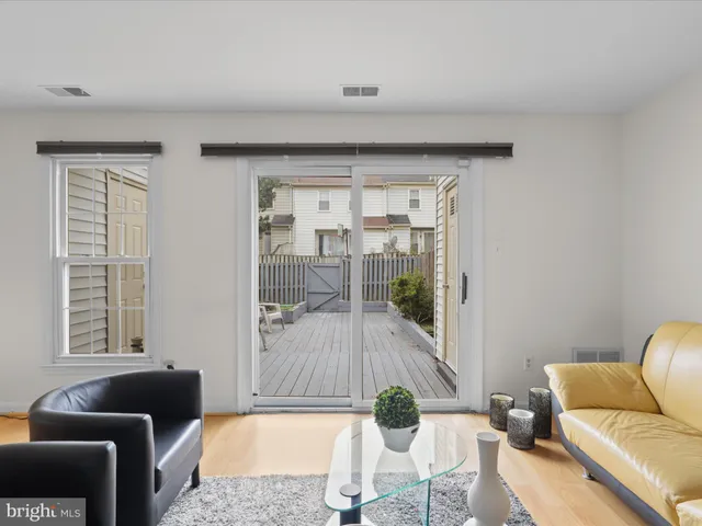 $489,950 | 8068 Dulciana Court, Springfield, VA 22153