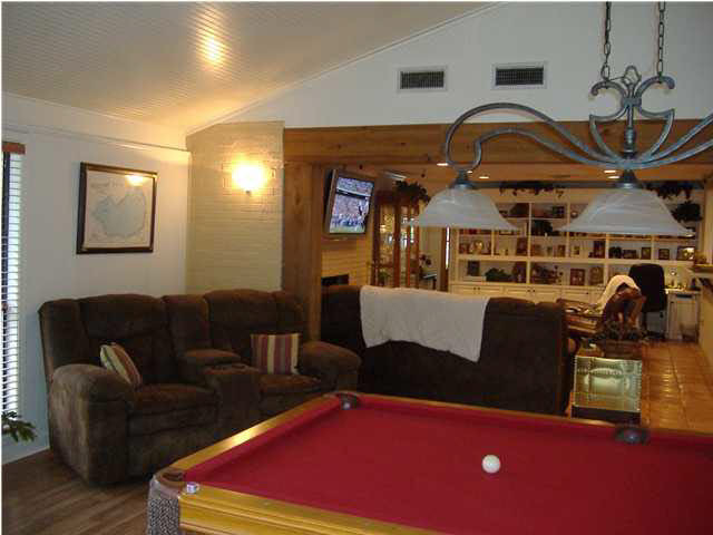 101 Swallow Drive Brandon, MS 39047 - Photo 7 of 21 Hearth Room view from Sun/Rec Room