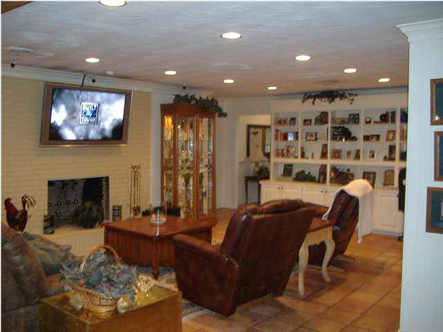 101 Swallow Drive Brandon, MS 39047 - Photo 10 of 21 Hearth Room