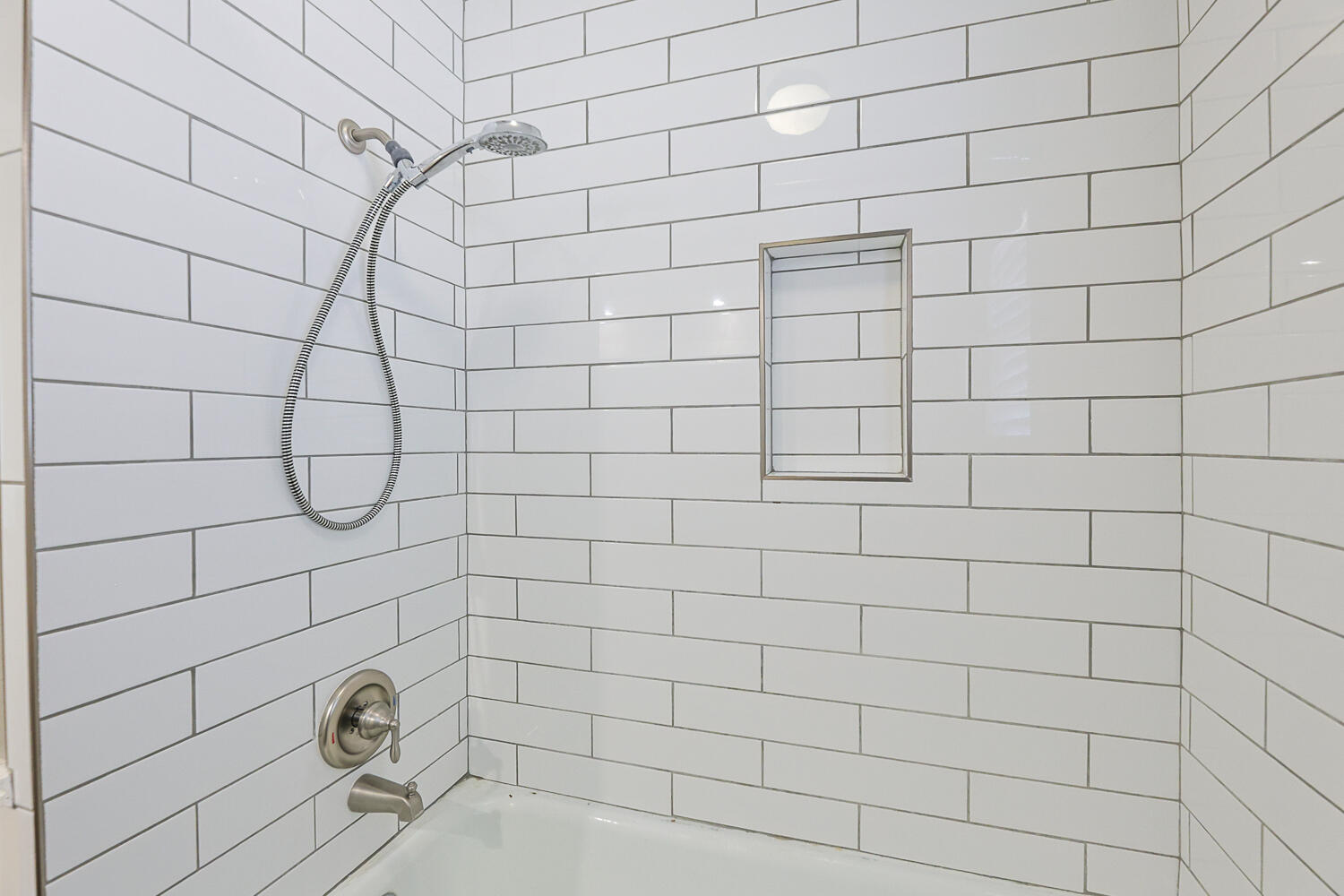 5711 74th Street Lubbock, TX 79424 - Photo 40 of 53 Second Bathroom
