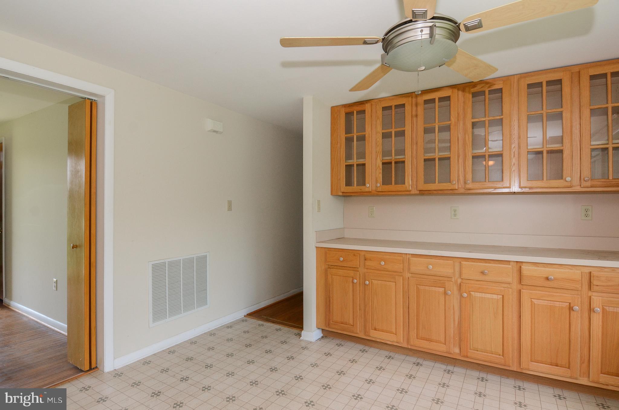 3127 Traceys Store Road Parkton, MD 21120 - Photo 10 of 23 Dining Room