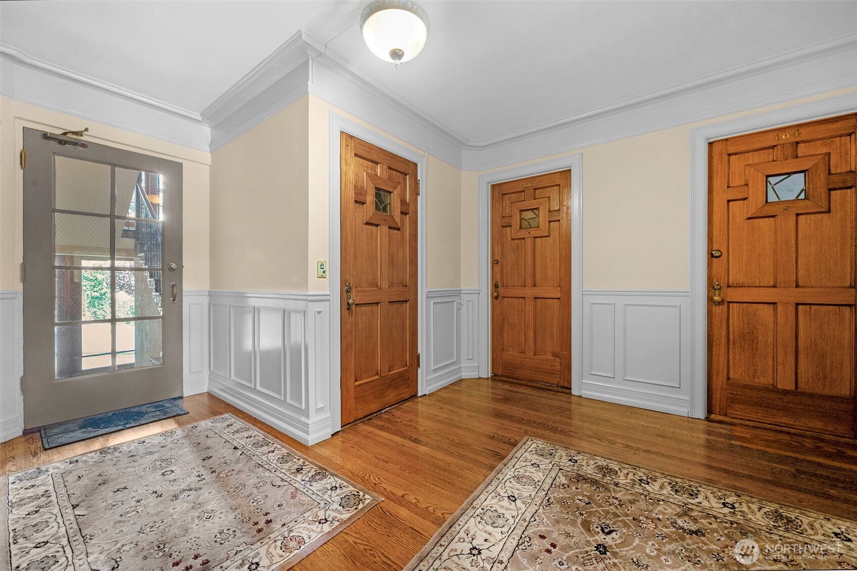405 Prospect Street, Unit 102 Seattle, WA 98109 - Photo 31 of 40