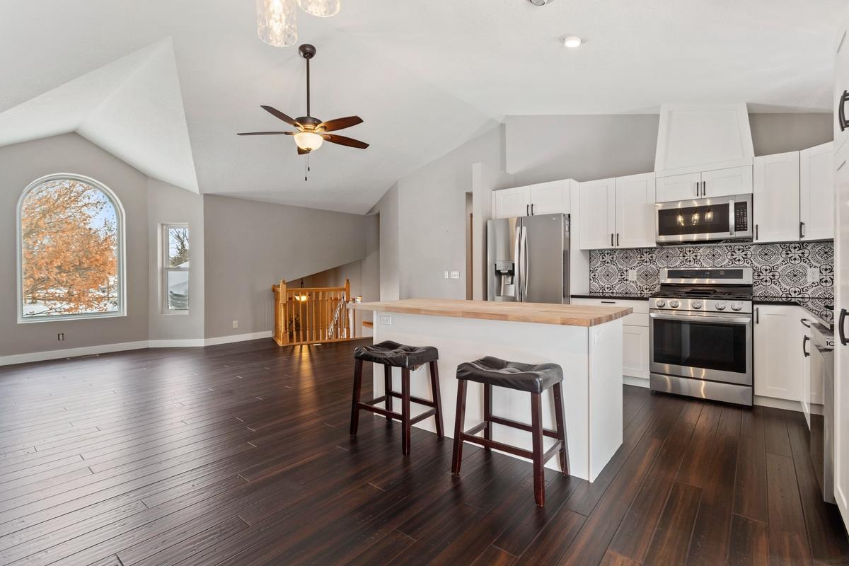 972 La Barge Road Hudson, WI 54016 - Photo 7 of 29