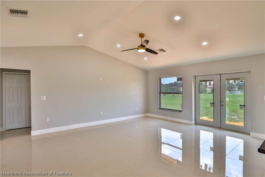 2732 West Reeves Road Avon Park, FL 33825 - Photo 13 of 28 Gallery Image 13