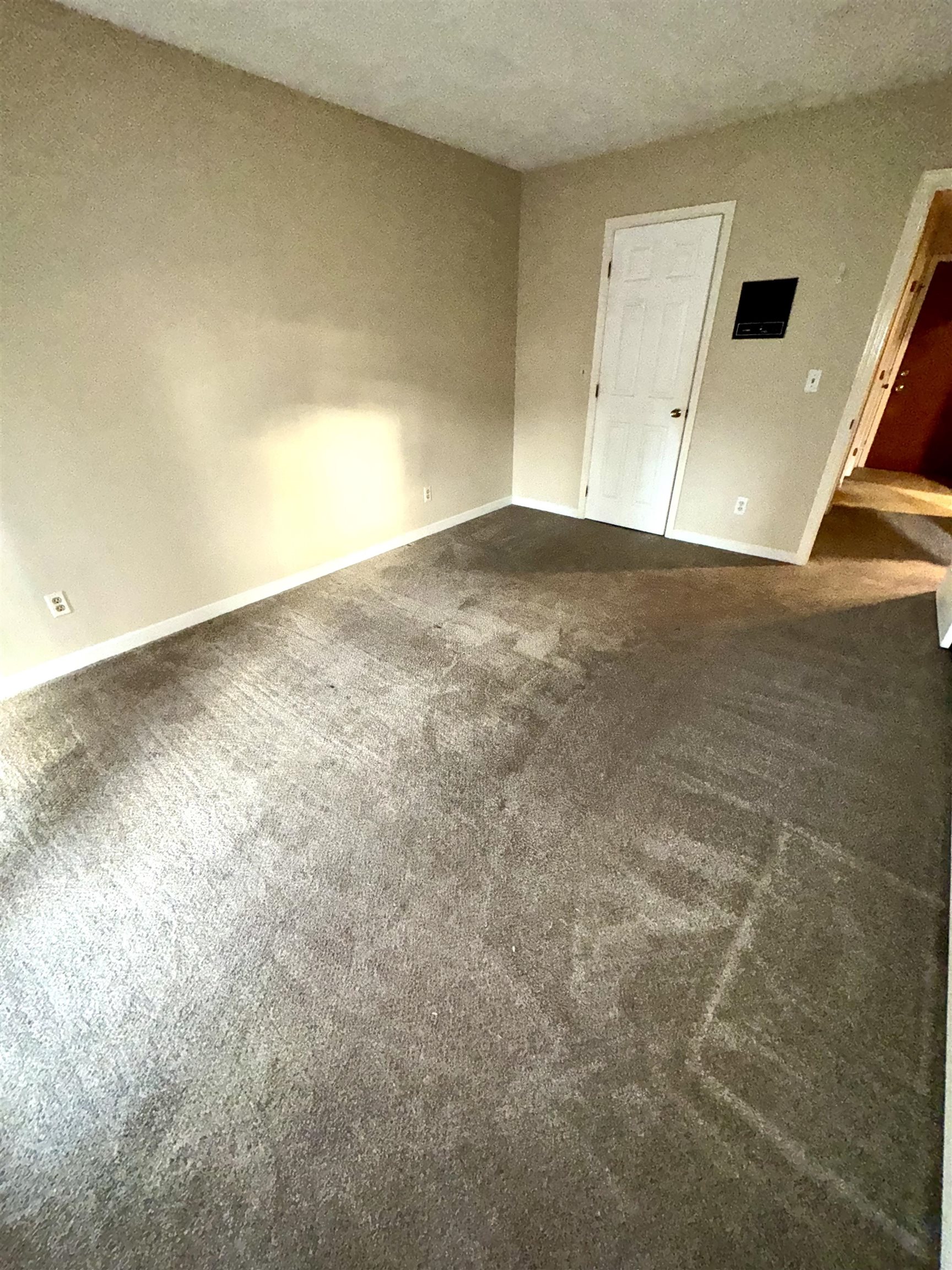310 Brook Village Road, Unit 40 Nashua, NH 03062 - Photo 8 of 14 Gallery Image 8
