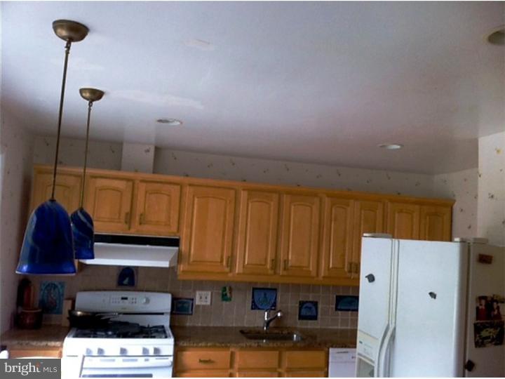 1074 Delene Road Rydal, PA 19046 - Photo 5 of 16 Kitchen