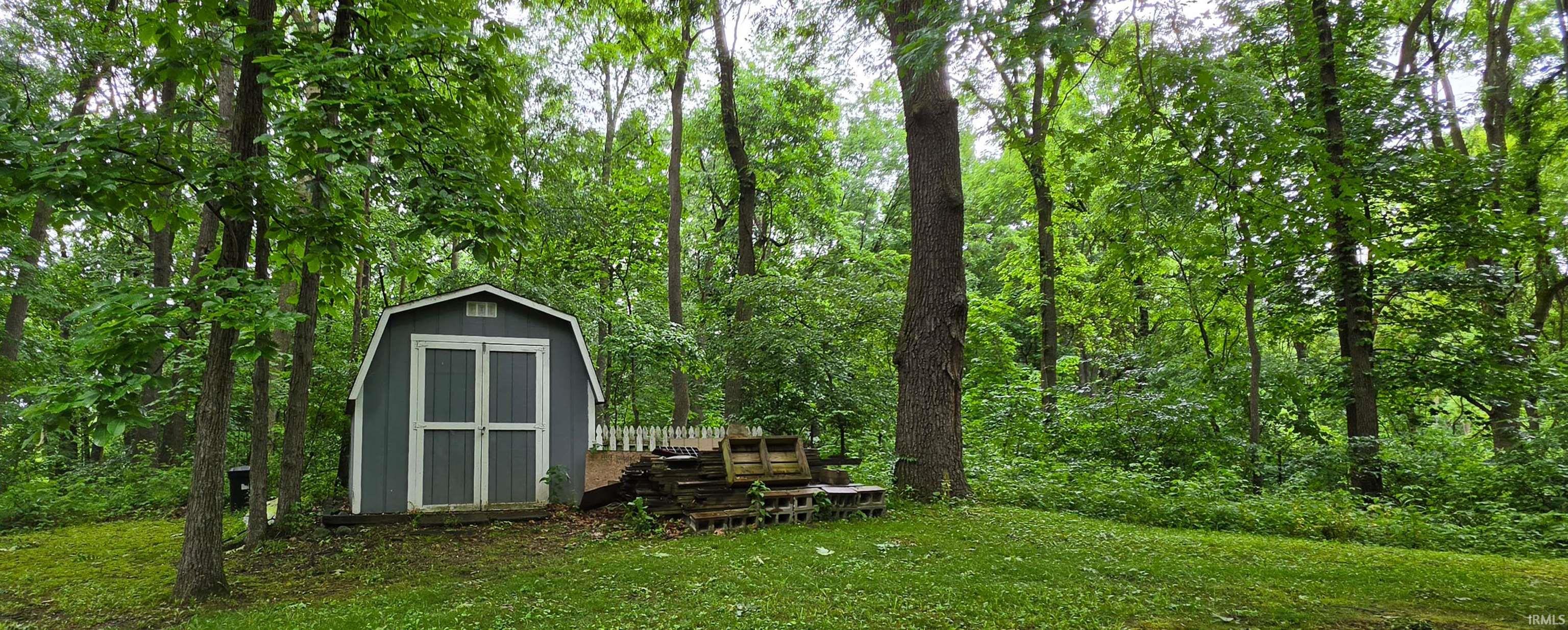 360 Timber Angola, IN 46703 - Photo 6 of 20