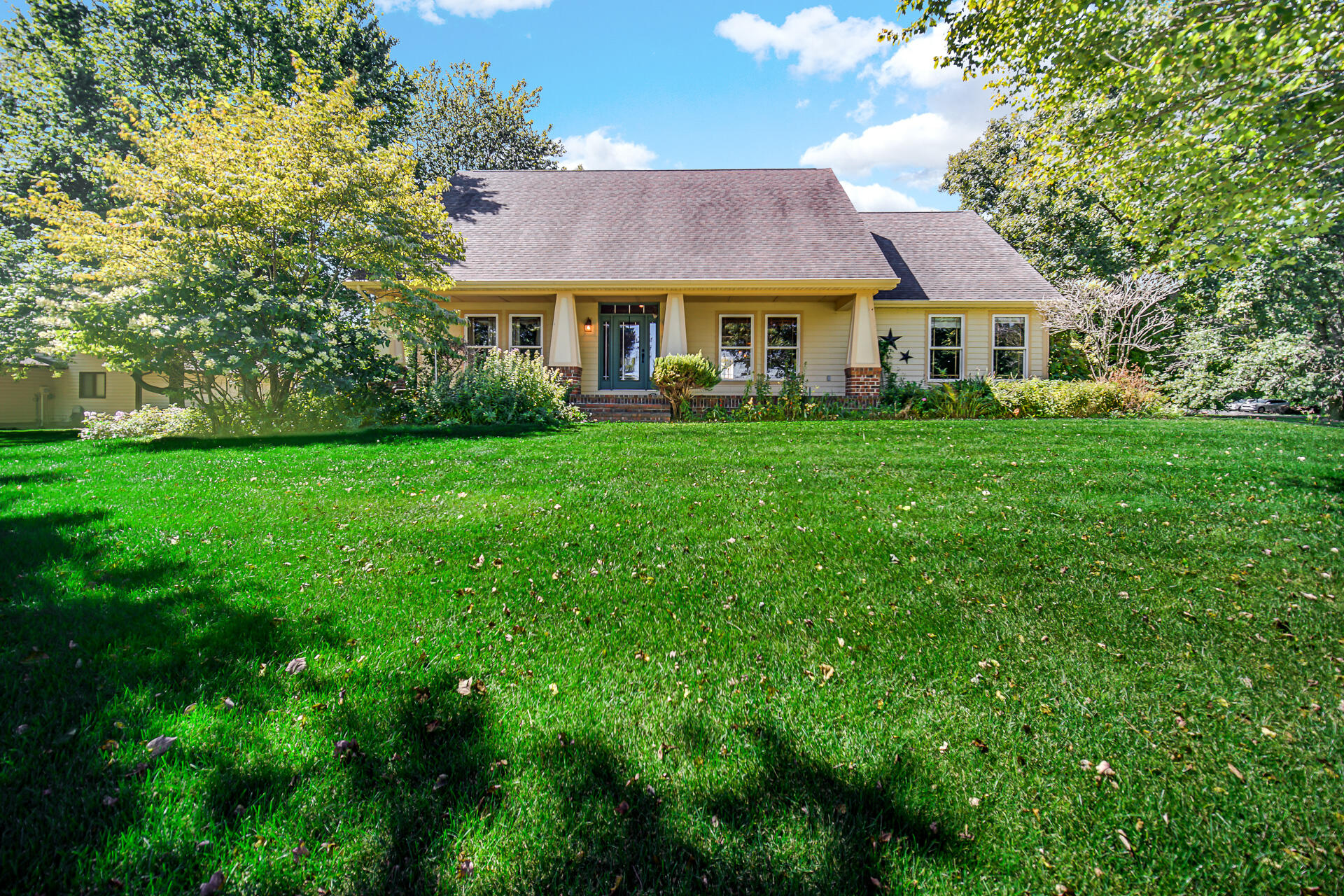 118 South Smoke Road Kouts, IN 46347 - Photo 1 of 19 1920x1280