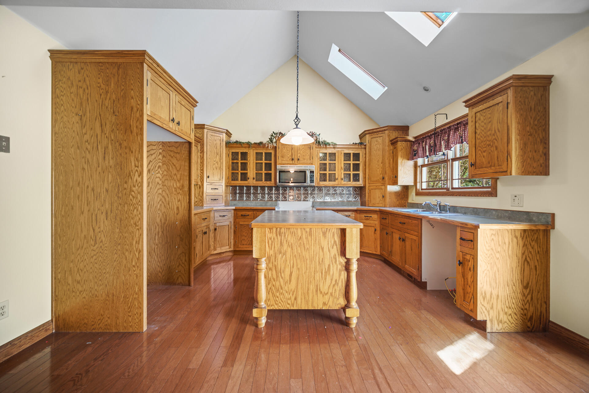 118 South Smoke Road Kouts, IN 46347 - Photo 5 of 19 1920x1280