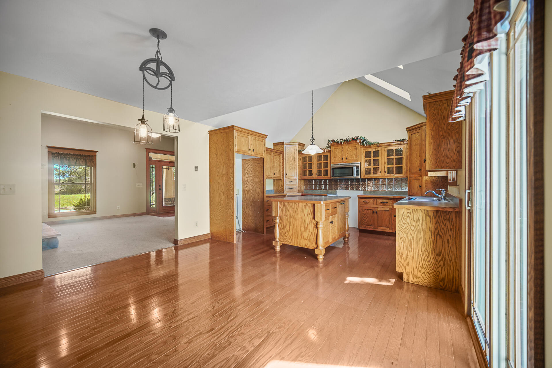 118 South Smoke Road Kouts, IN 46347 - Photo 6 of 19 1920x1280