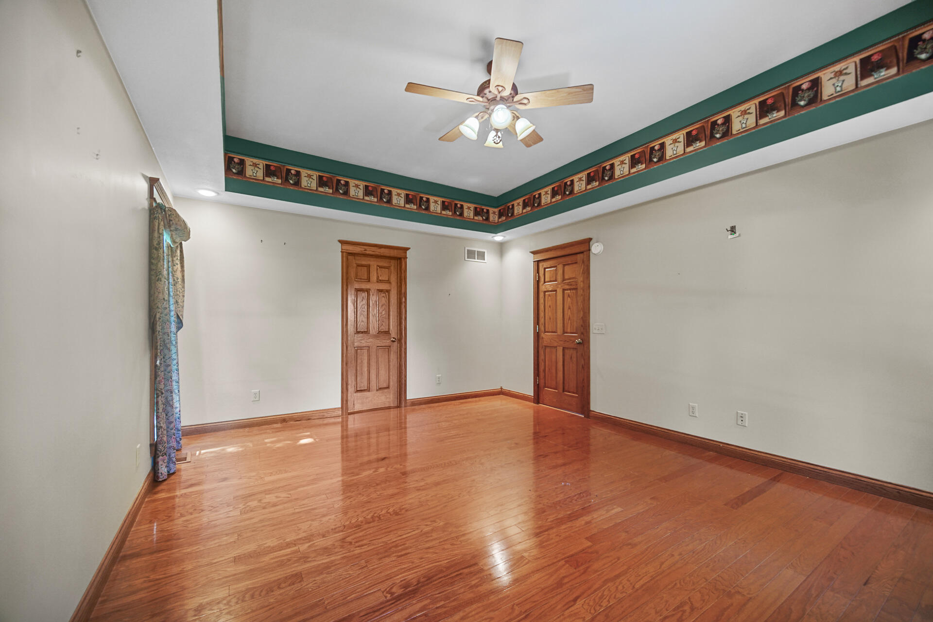 118 South Smoke Road Kouts, IN 46347 - Photo 10 of 19 1920x1280