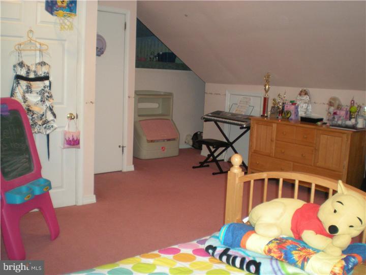 13011 Sewell Road Philadelphia, PA 19116 - Photo 15 of 15