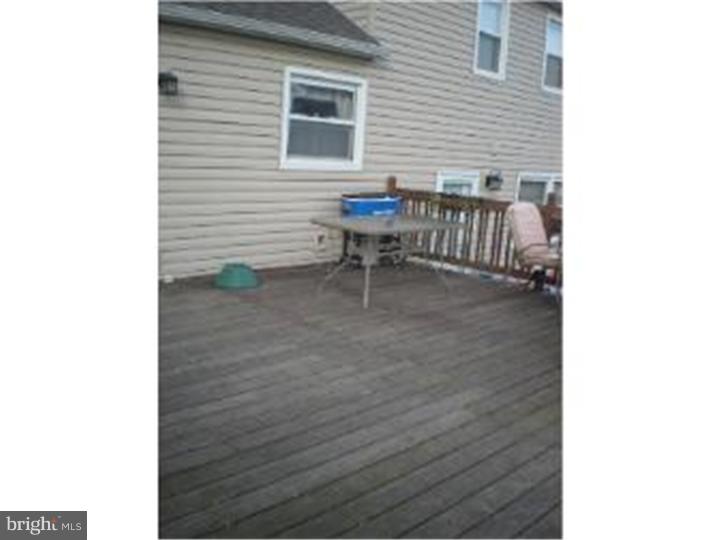13011 Sewell Road Philadelphia, PA 19116 - Photo 4 of 15