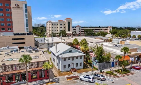 $1,300,000 | 814 East New Haven Avenue, Melbourne, FL 32901