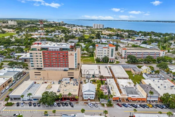 $1,300,000 | 814 East New Haven Avenue, Melbourne, FL 32901