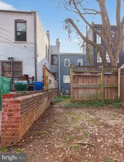 $979,000 | 510 12th Street Northeast, Washington, DC 20002