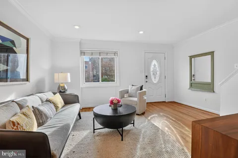 $979,000 | 510 12th Street Northeast, Washington, DC 20002