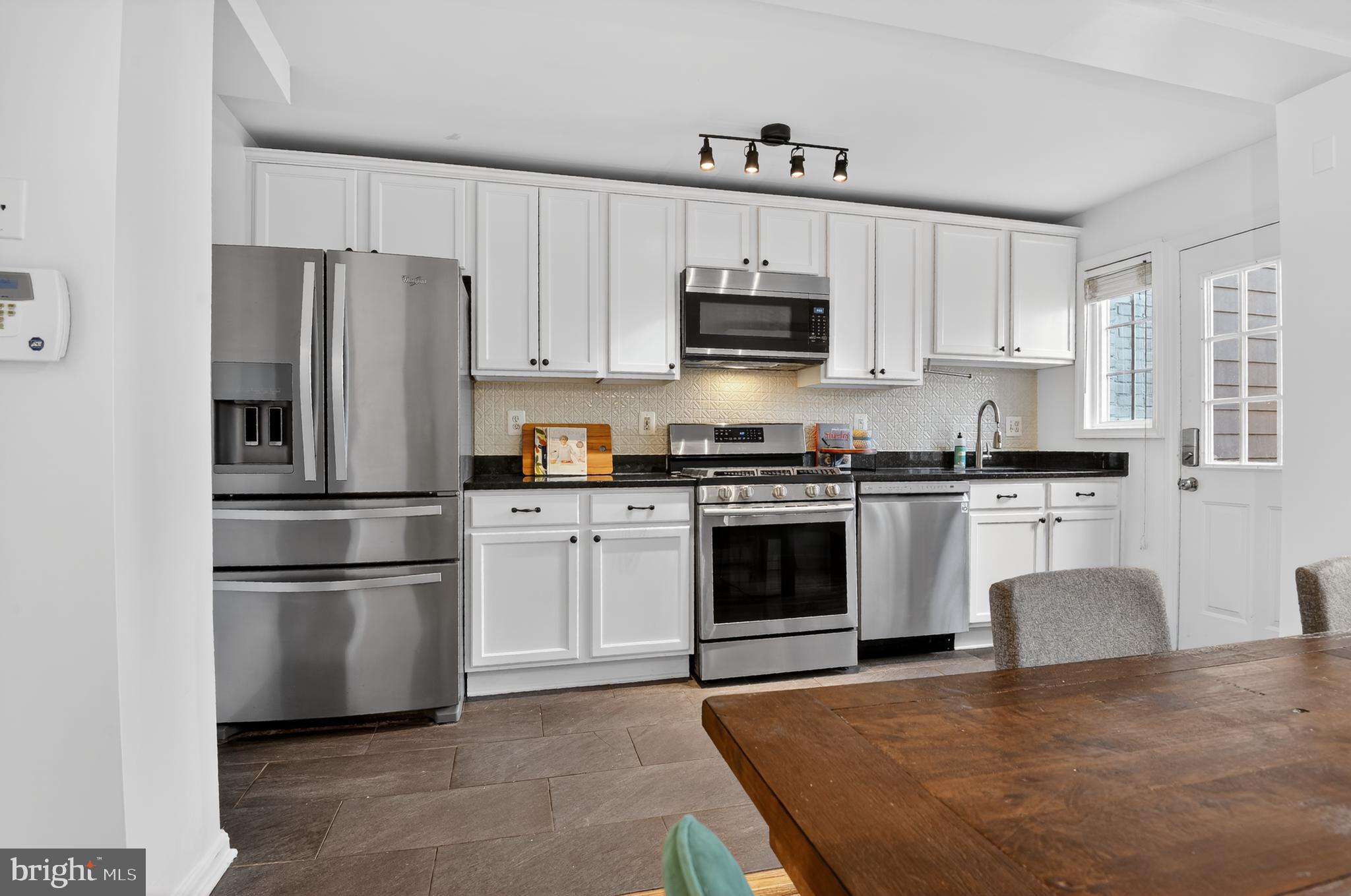 510 12th Street Northeast Washington, DC 20002 - Photo 9 of 25