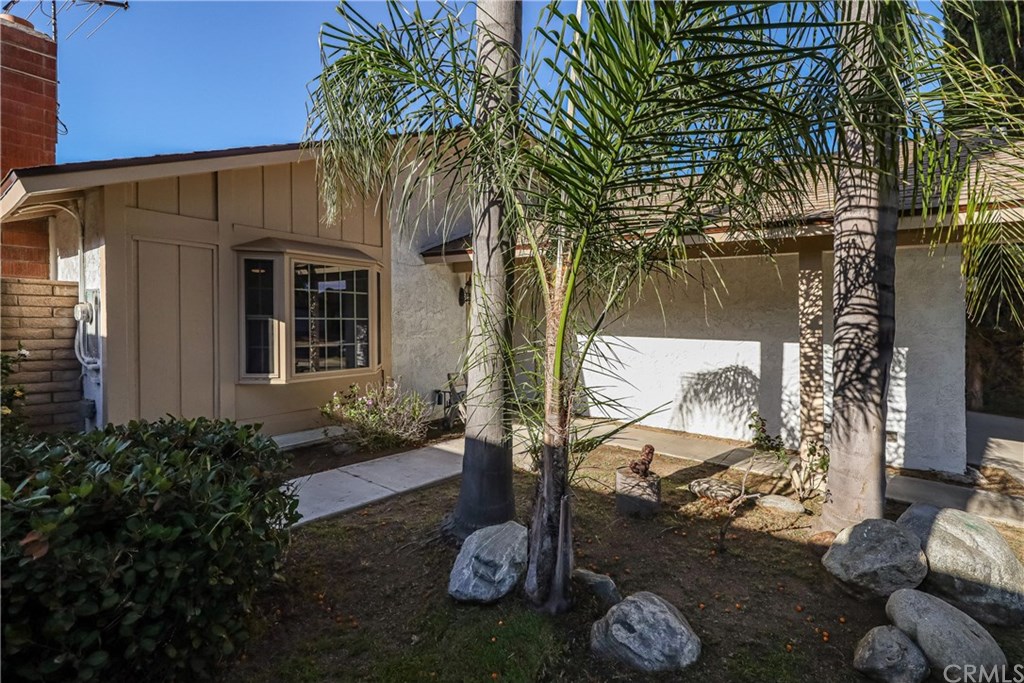 10205 Tanforan Drive Riverside, CA 92503 - Photo 7 of 28