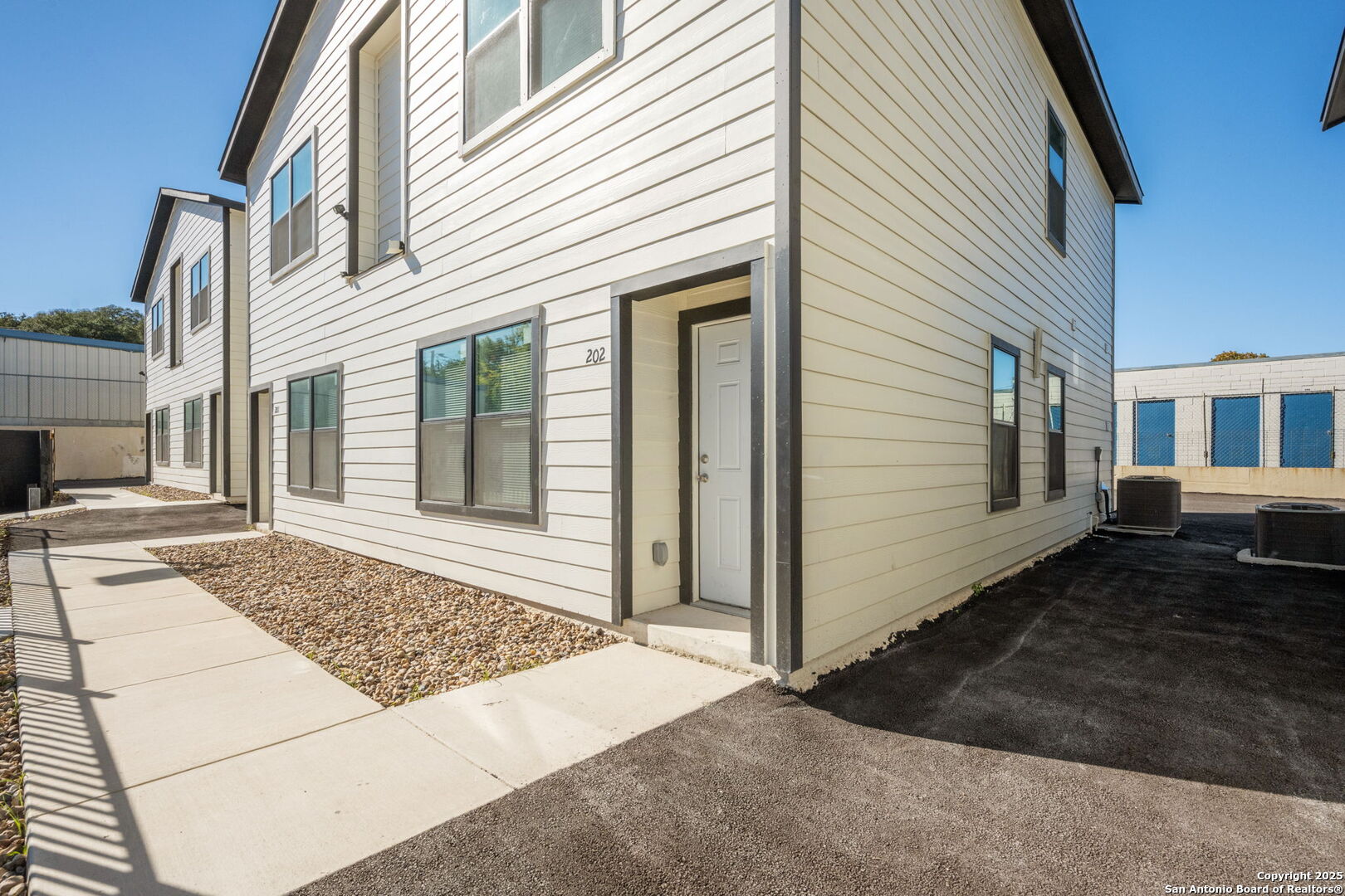 8719 Wurzbach Road, Unit 201 San Antonio, TX 78240 - Photo 13 of 17