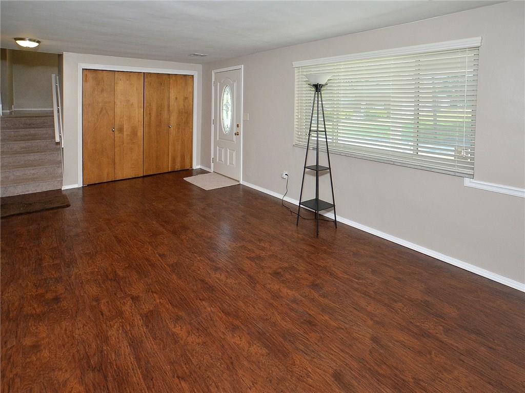 612 Winterberry Road Monroeville, PA 15146 - Photo 8 of 24 Gallery Image 8