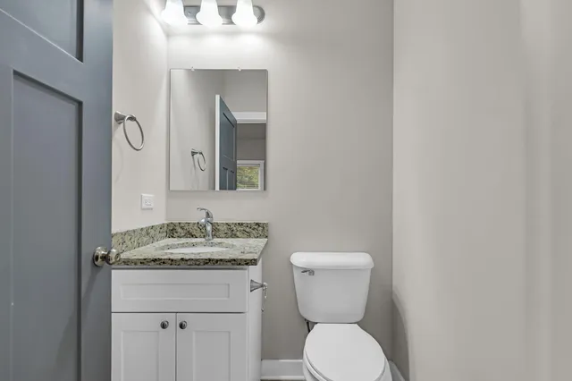 $374,900 | 6504 235th Avenue, Paddock Lake, WI 53168