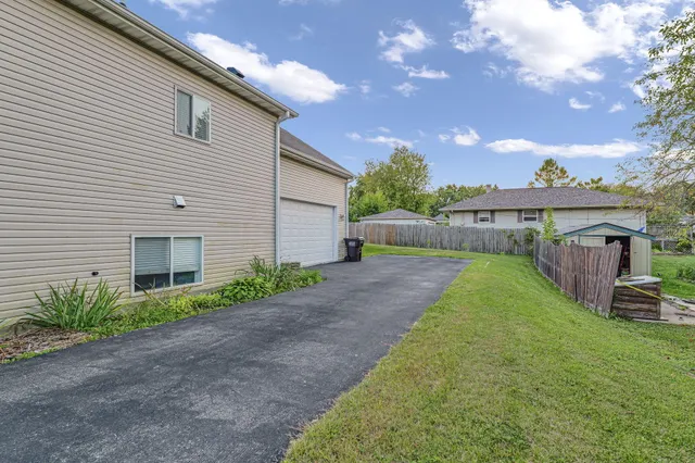 $374,900 | 6504 235th Avenue, Paddock Lake, WI 53168