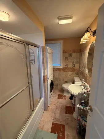 $3,250 | 132 Elton Street, Providence, RI 02906
