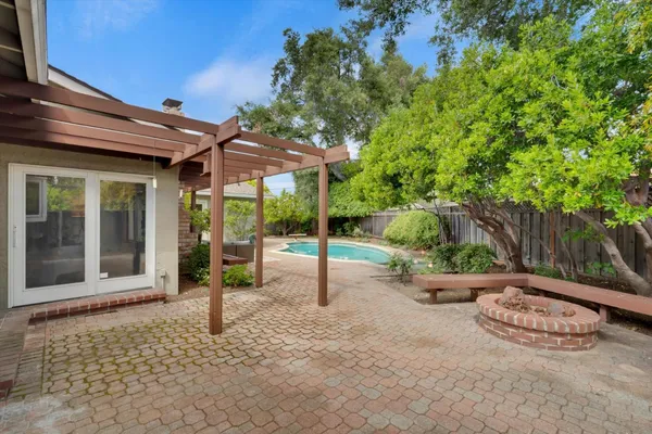 $3,288,000 | 18967 Palo Oaks Court, Saratoga, CA 95070