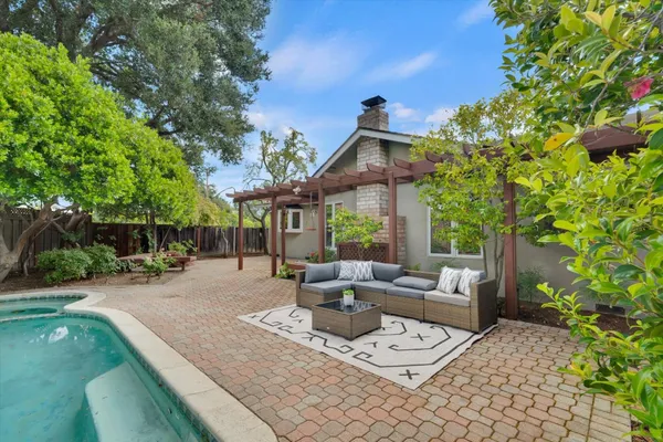 $3,288,000 | 18967 Palo Oaks Court, Saratoga, CA 95070