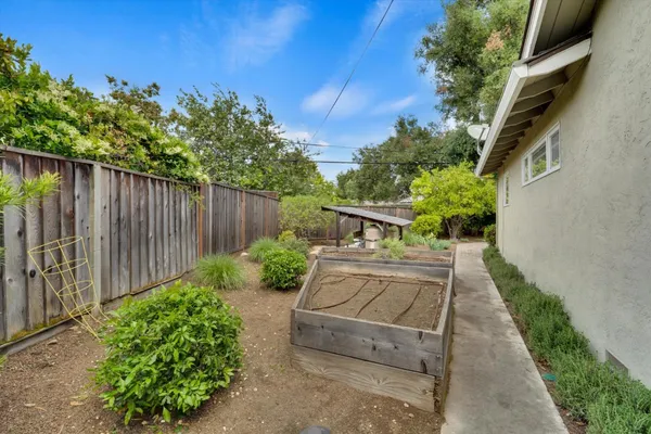 $3,288,000 | 18967 Palo Oaks Court, Saratoga, CA 95070