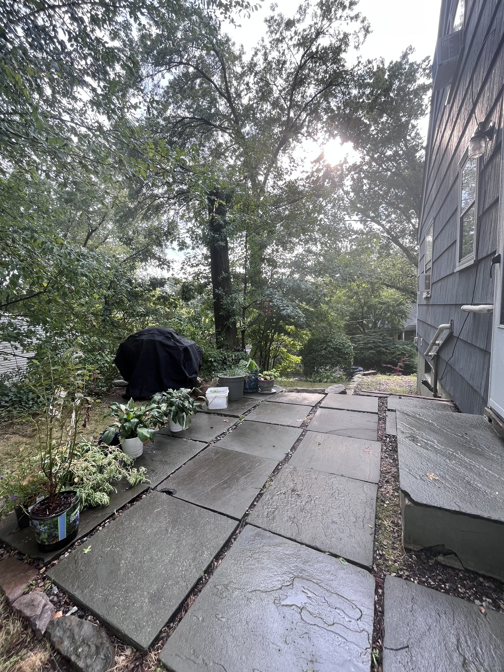 3 Tryon Road Norwalk, CT 06851 - Photo 22 of 25 a view of a backyard