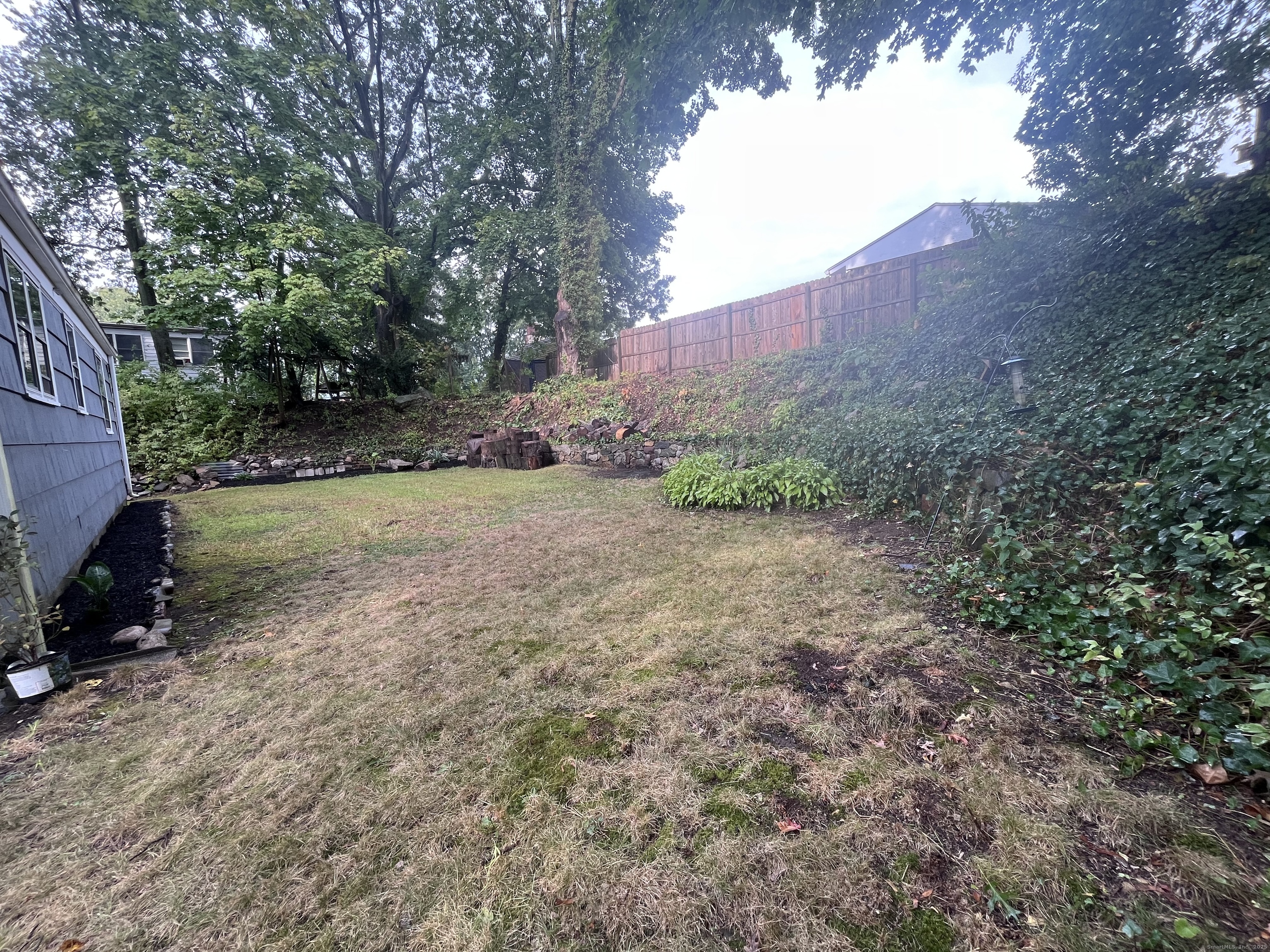 3 Tryon Road Norwalk, CT 06851 - Photo 23 of 25 a view of a back yard