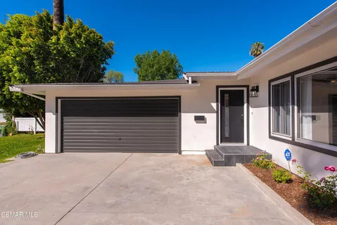 $999,000 | 16421 Haynes Street, Lake Balboa, CA 91406