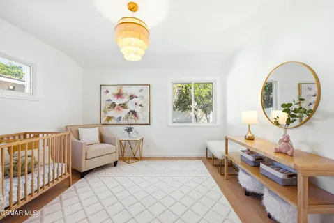 $999,000 | 16421 Haynes Street, Lake Balboa, CA 91406